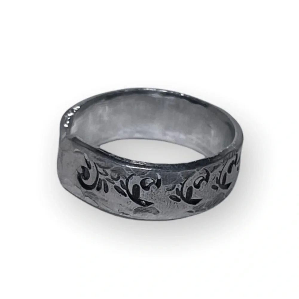 Handmade 8 stamped boho‎ floral pattern silver hypoallergenic adjustable ring